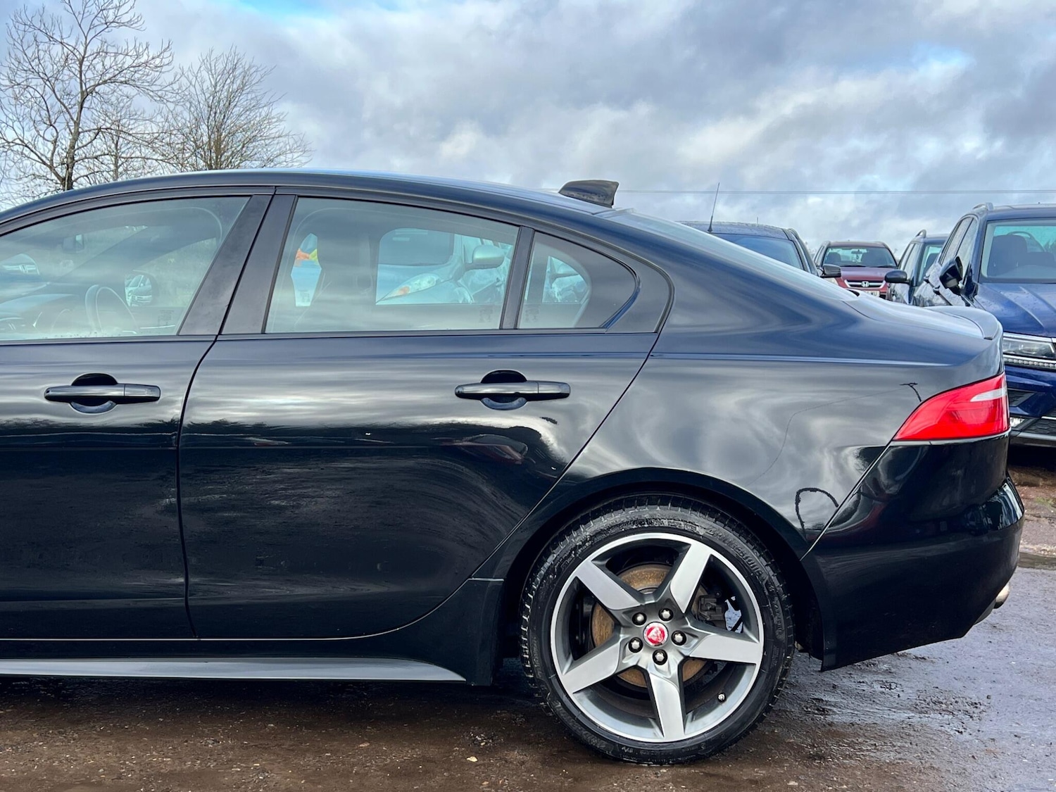 Used Jaguar XE 2016 for sale - 77523606: Photo 11