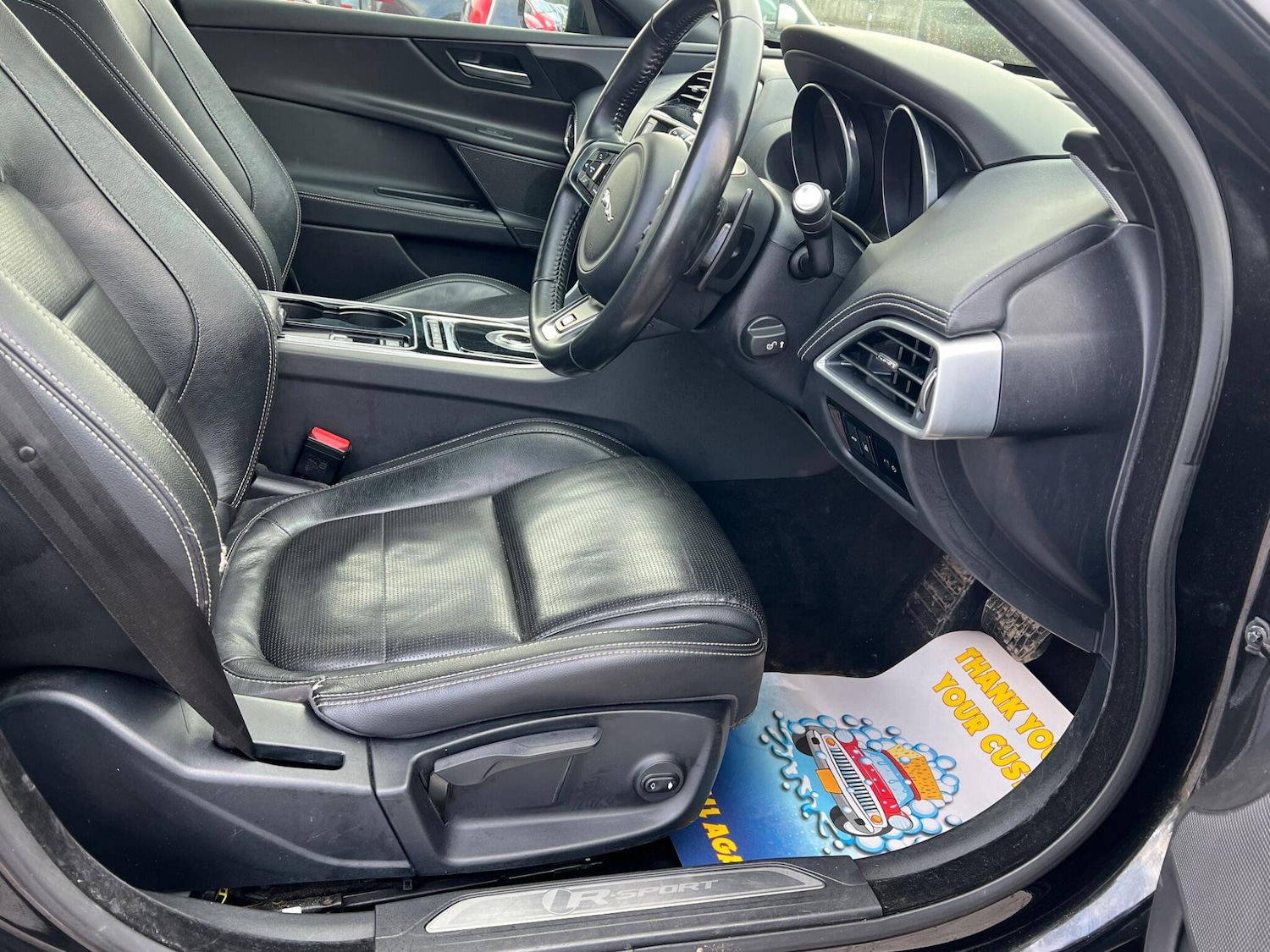 Used Jaguar XE 2016 for sale - 77523606: Photo 28