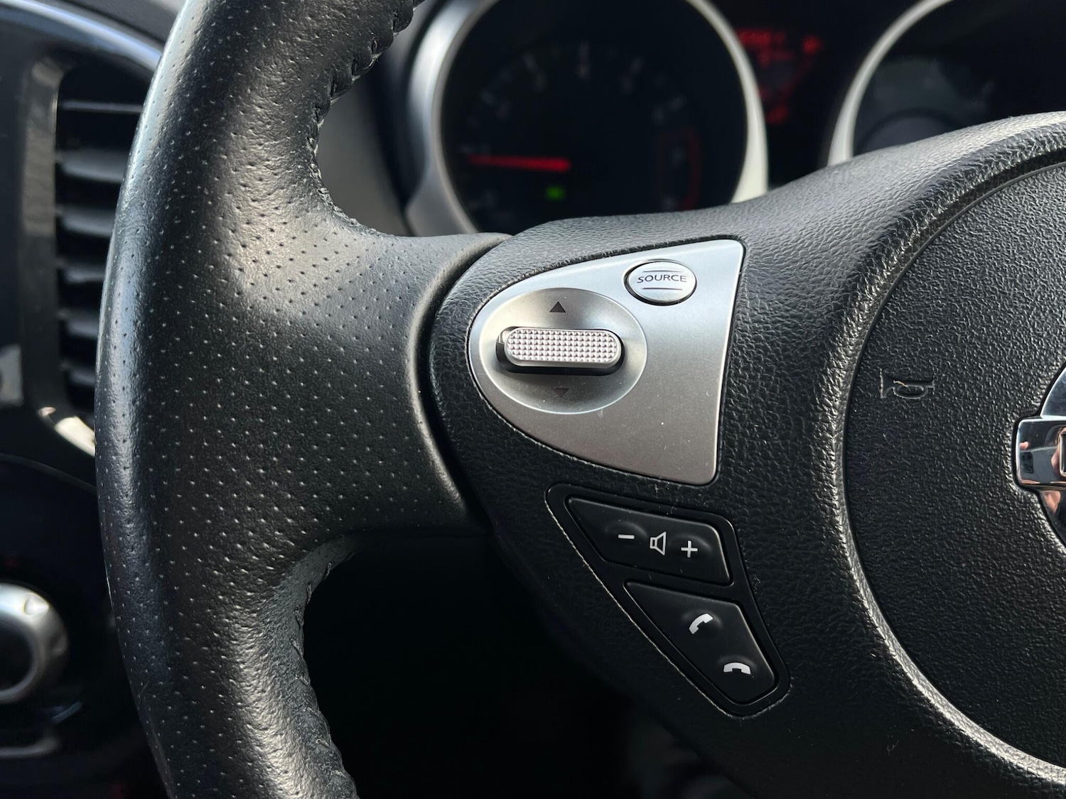 Used Nissan Juke 2012 for sale - 77455944: Photo 48