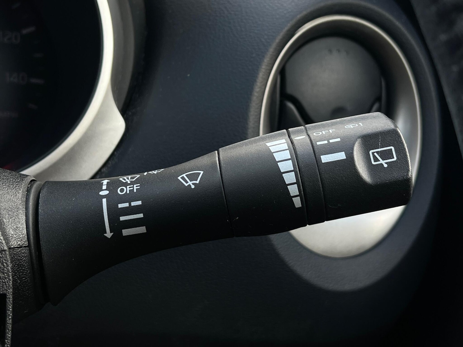 Used Nissan Juke 2012 for sale - 77455944: Photo 51