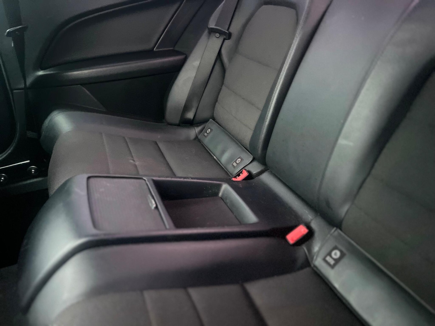 Used Mercedes-Benz C Class 2012 for sale - 77455671: Photo 39