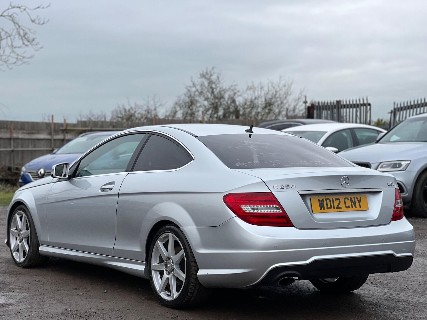 Used Mercedes-Benz C Class 2012 for sale - 77455671: Photo 8