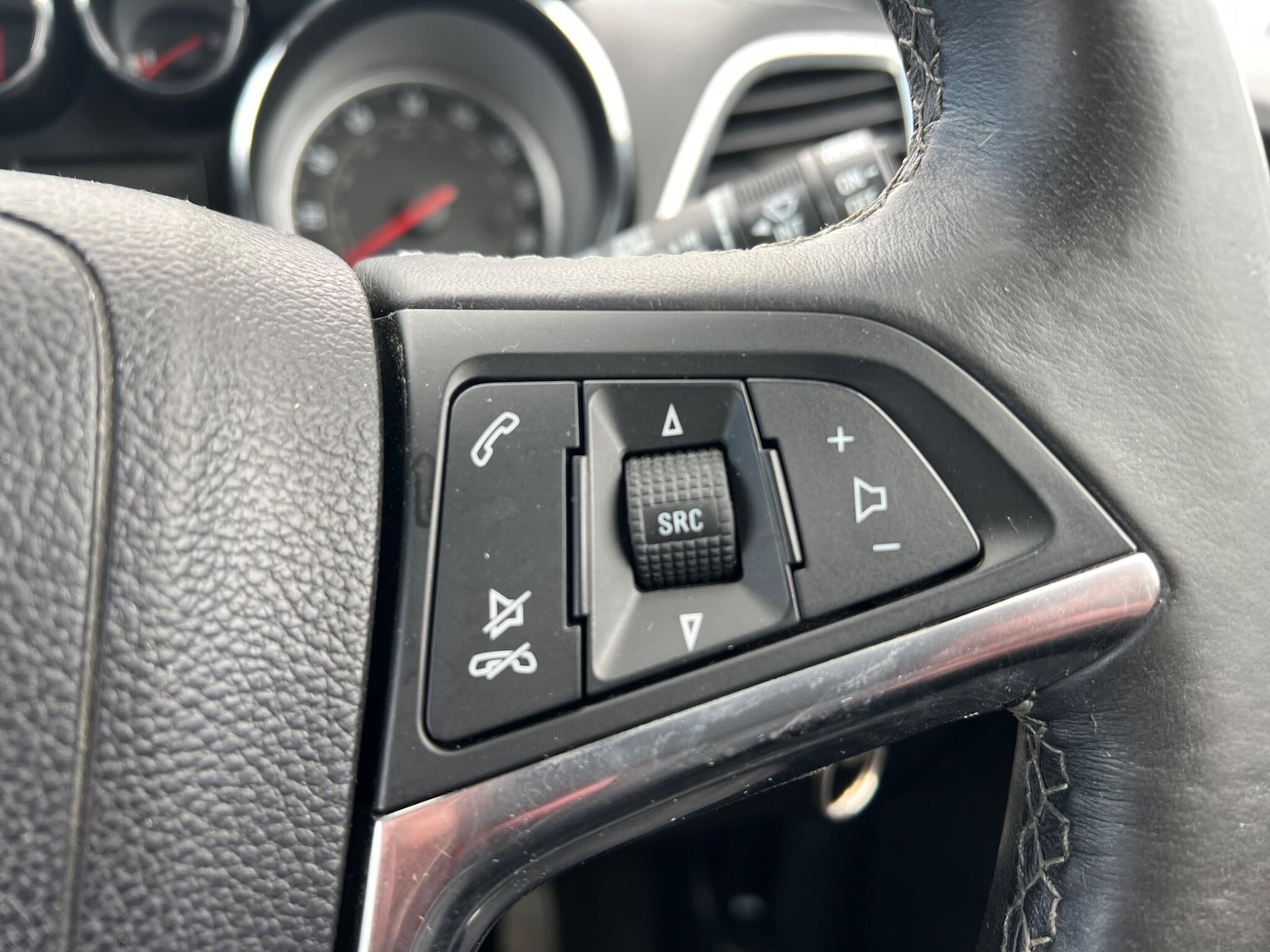 Used Vauxhall Mokka 2014 for sale - 78100916: Photo 49