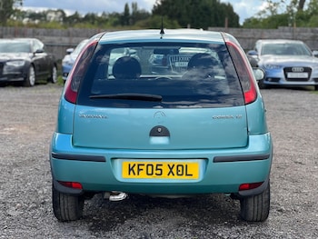 Used Vauxhall Corsa 2005 for sale - 77456558: Photo