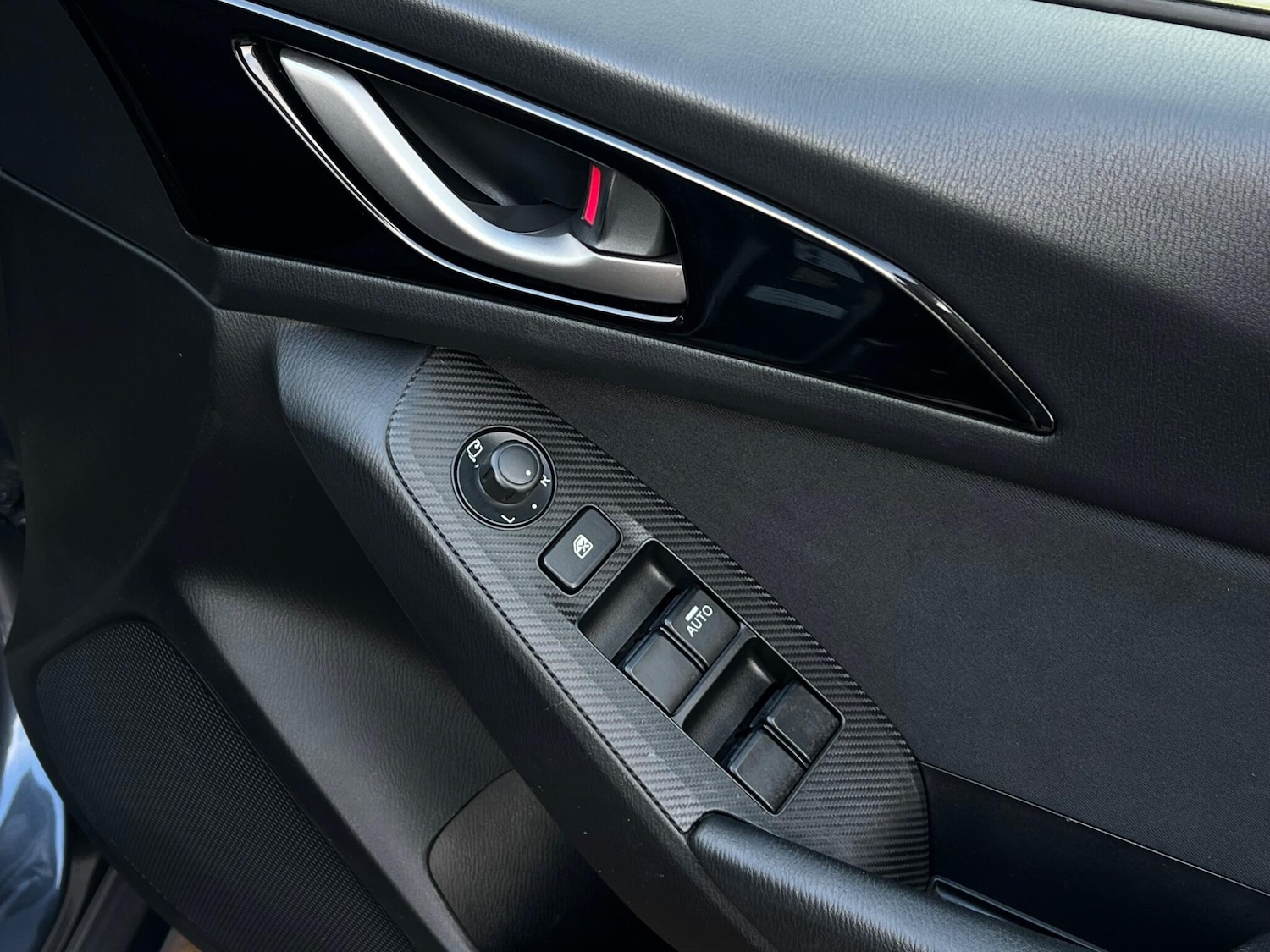 Used Mazda Mazda3 2016 for sale - 77456040: Photo 30