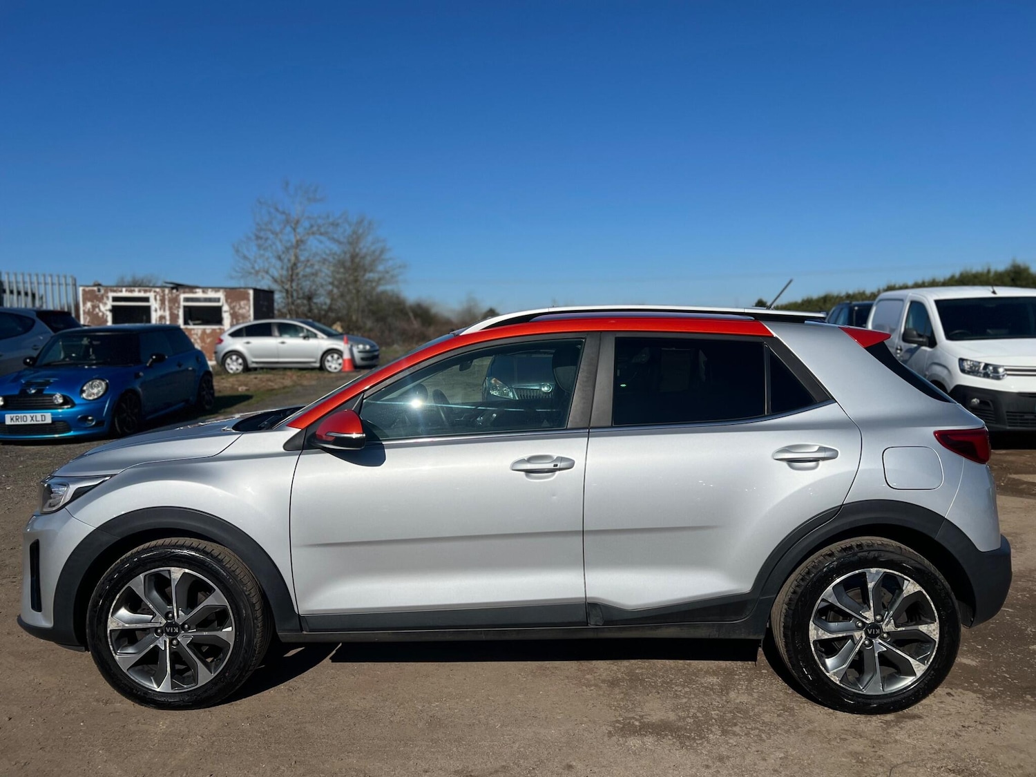 Used Kia Stonic 2018 for sale - 77957547: Photo 12