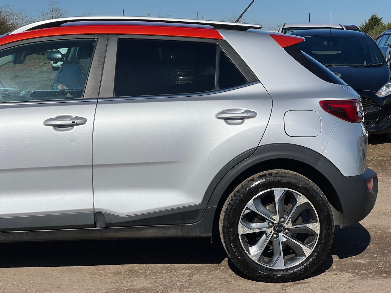 Used Kia Stonic 2018 for sale - 77957547: Photo 14