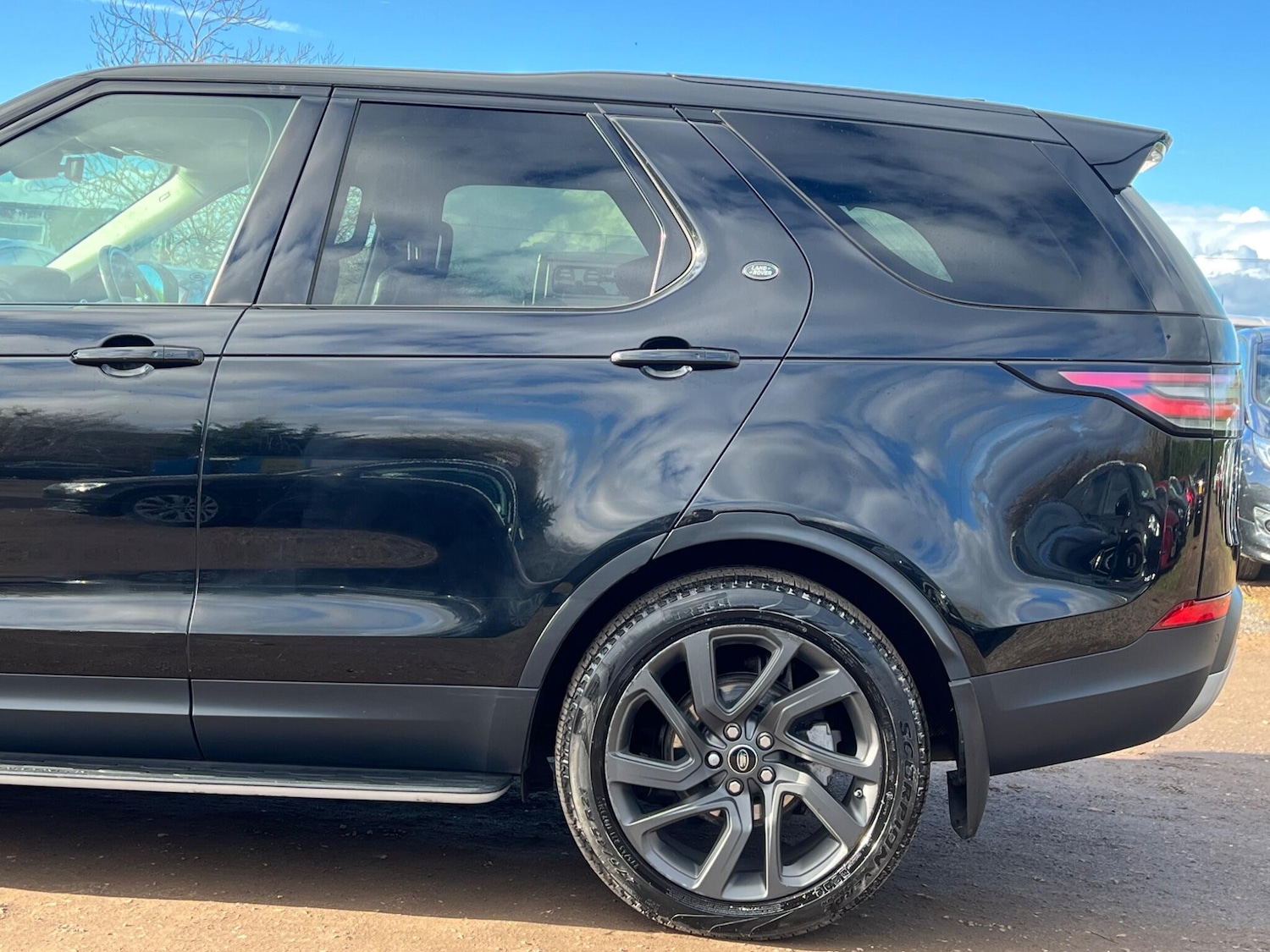 Used Land Rover Discovery 2018 for sale - 77705340: Photo 15