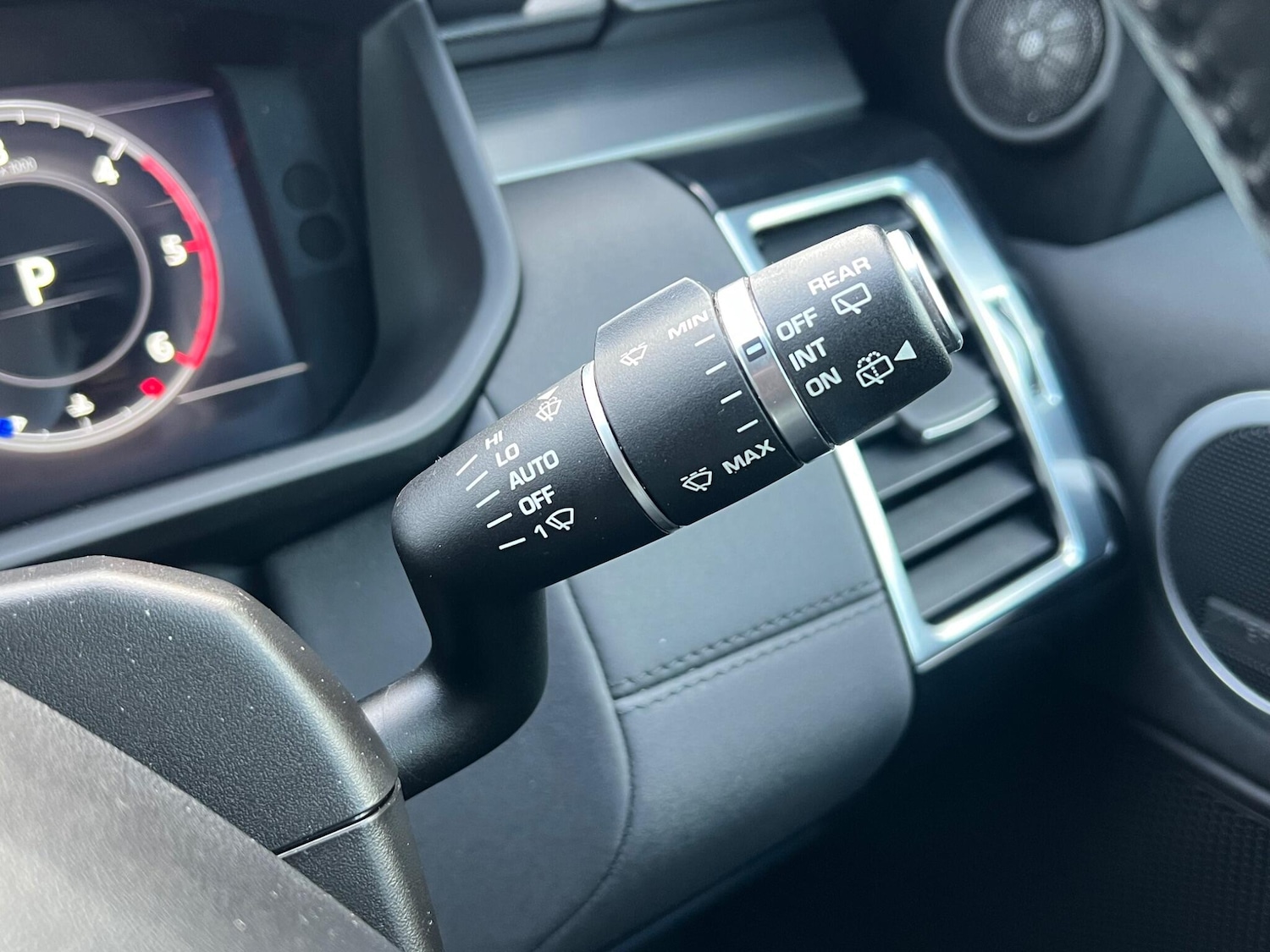 Used Land Rover Discovery 2018 for sale - 77705340: Photo 46