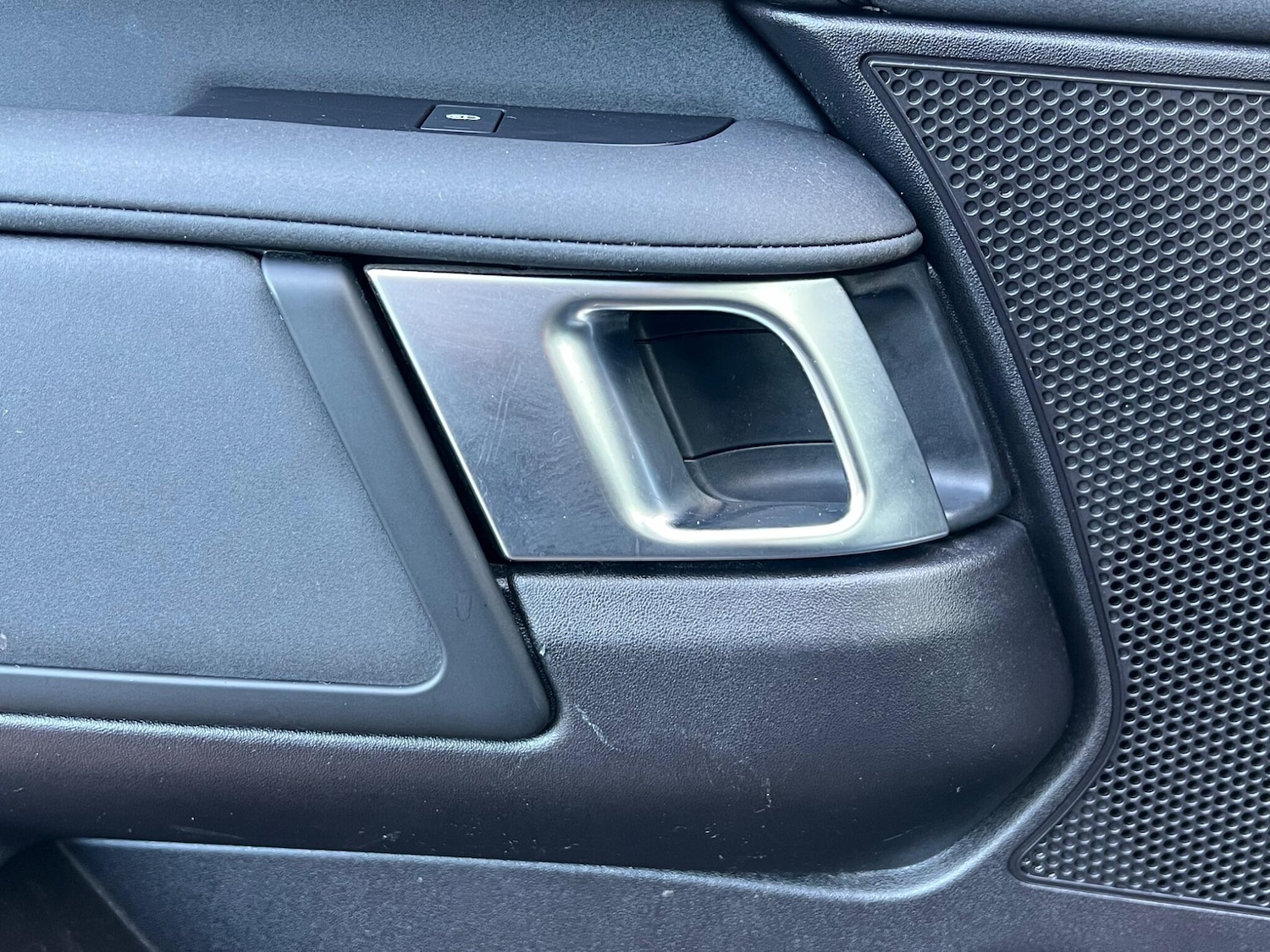 Used Land Rover Discovery 2018 for sale - 77705340: Photo 56