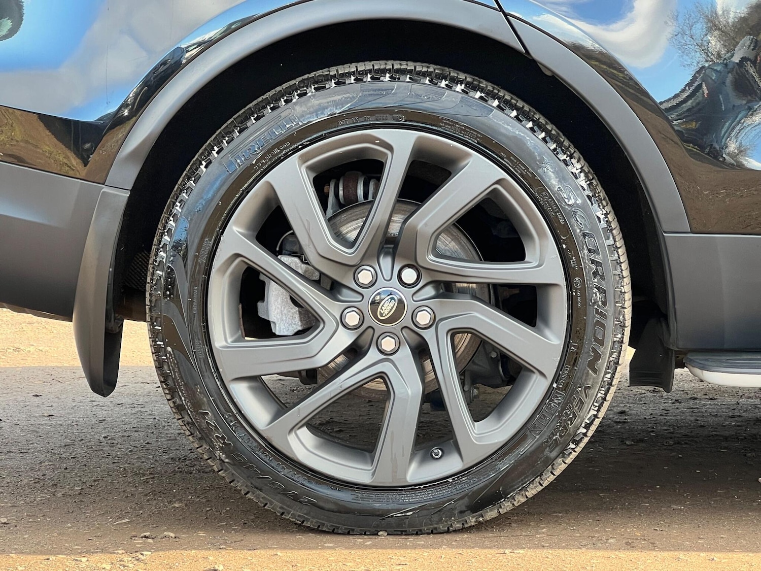 Used Land Rover Discovery 2018 for sale - 77705340: Photo 68