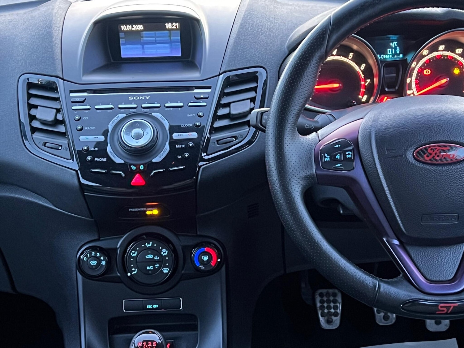 Used Ford Fiesta 2013 for sale - 77456047: Photo 43