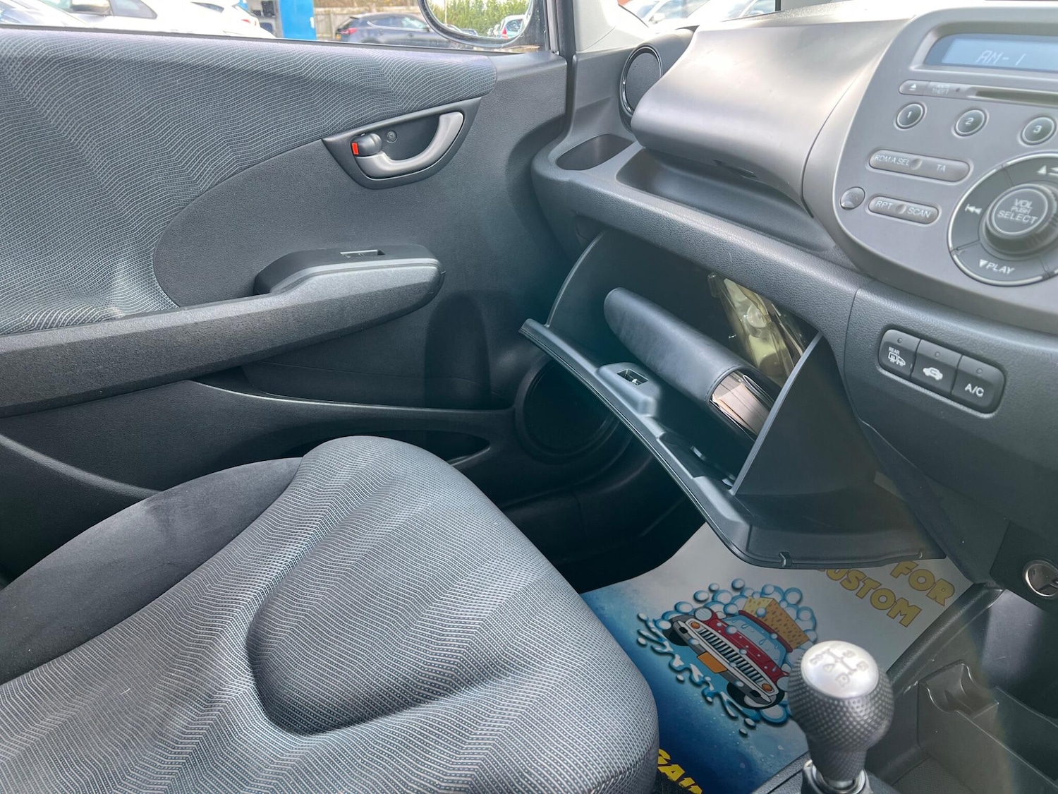 Used Honda Jazz 2009 for sale - 77454990: Photo 53