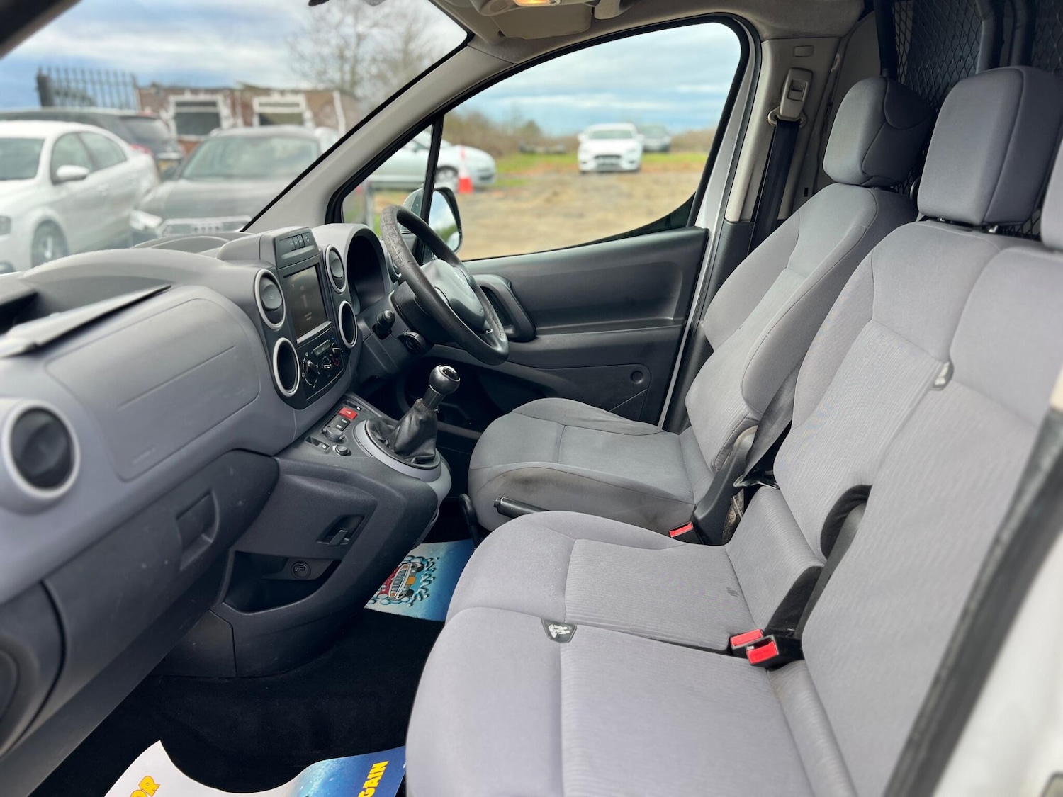 Used Peugeot Partner 2015 for sale - 78062939: Photo 24