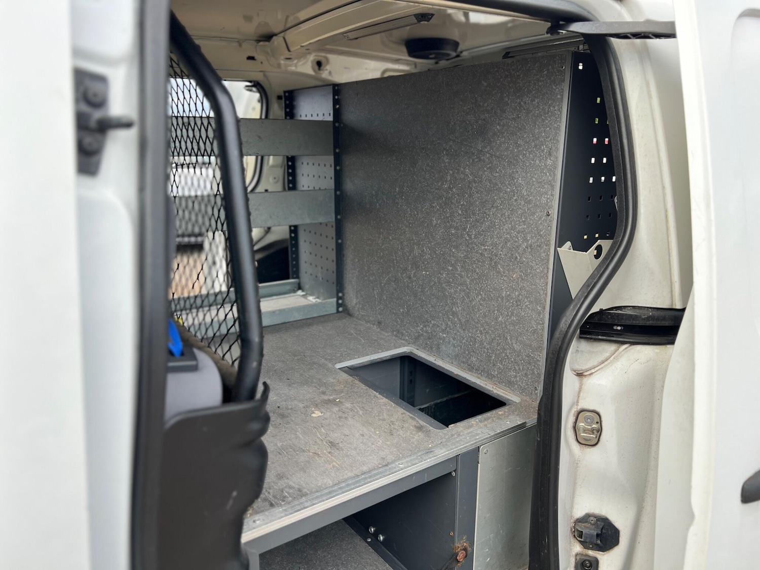 Used Peugeot Partner 2015 for sale - 78062939: Photo 28