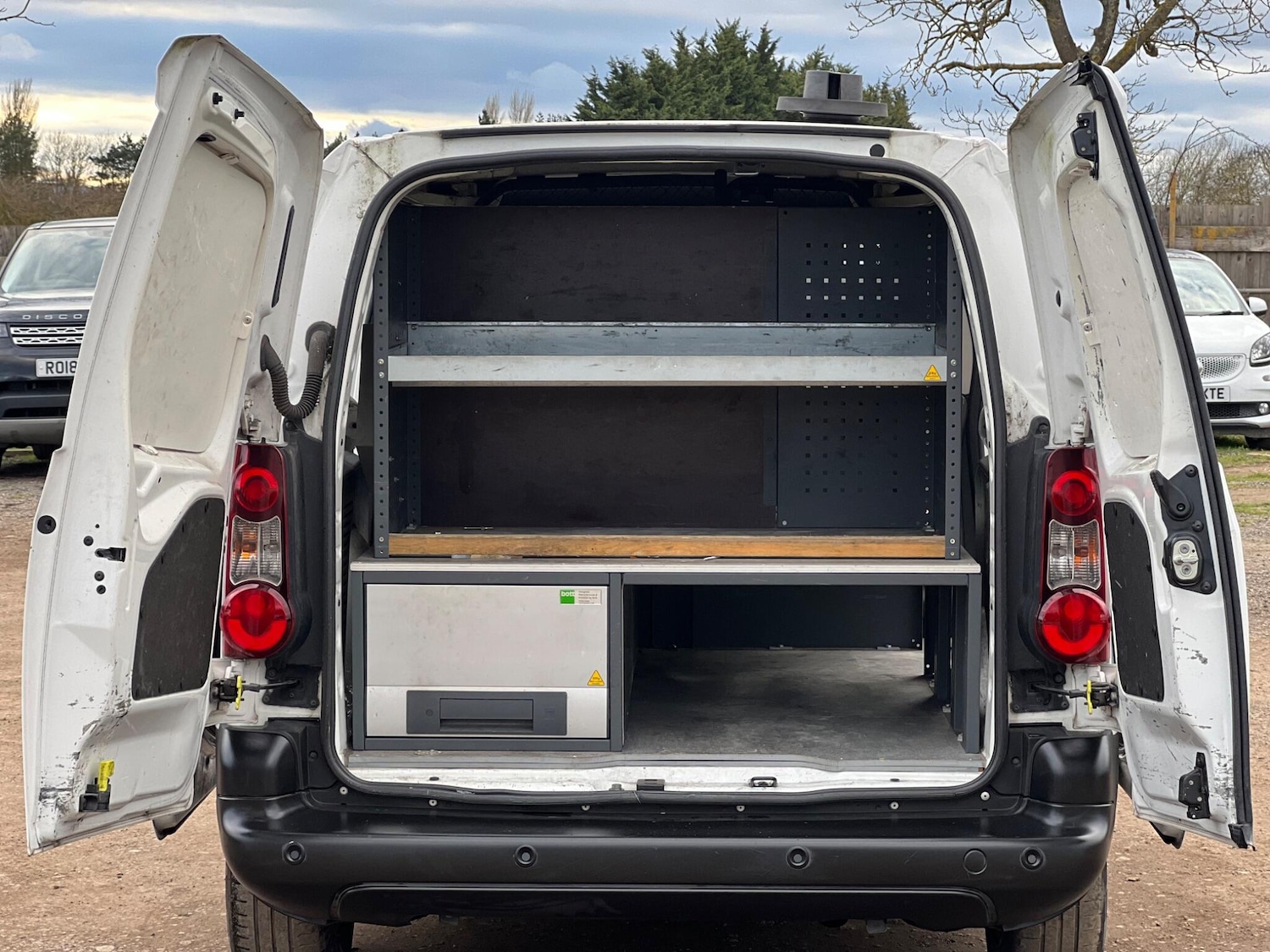 Used Peugeot Partner 2015 for sale - 78062939: Photo 30