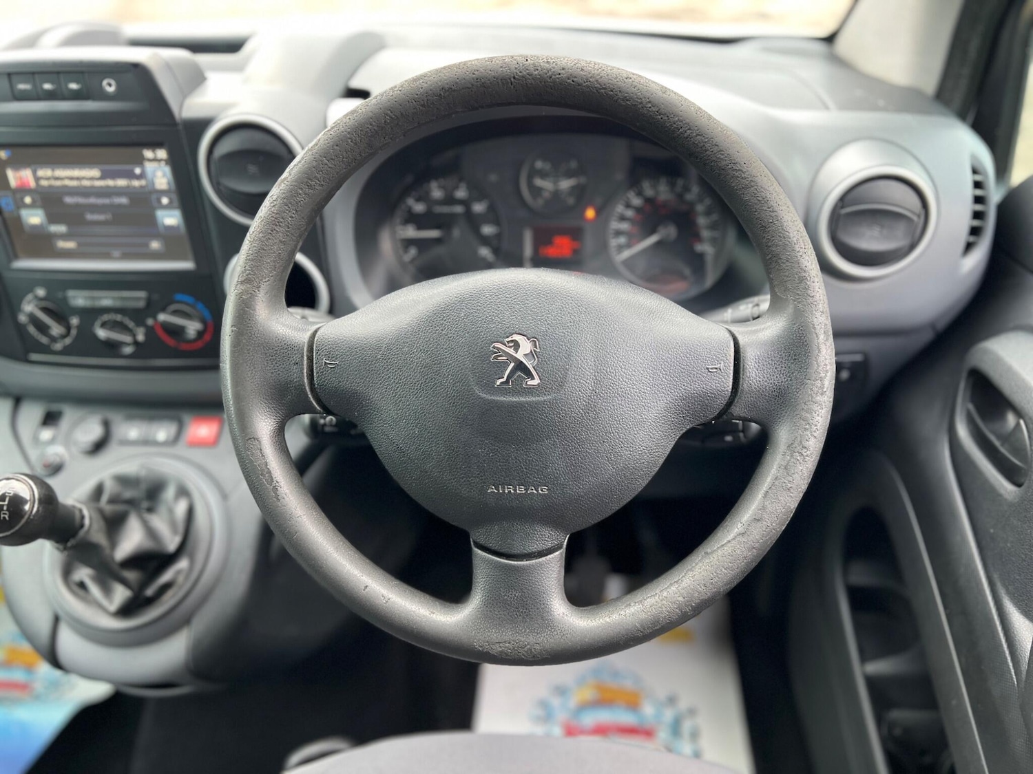 Used Peugeot Partner 2015 for sale - 78062939: Photo 36