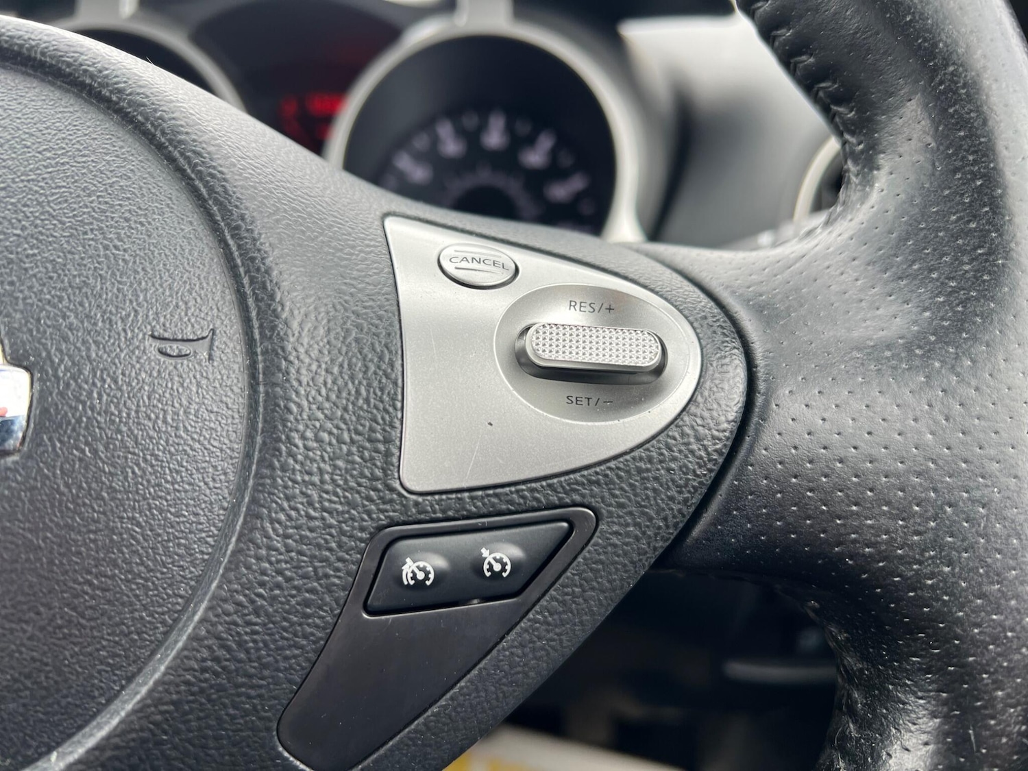 Used Nissan Juke 2014 for sale - 78018860: Photo 50