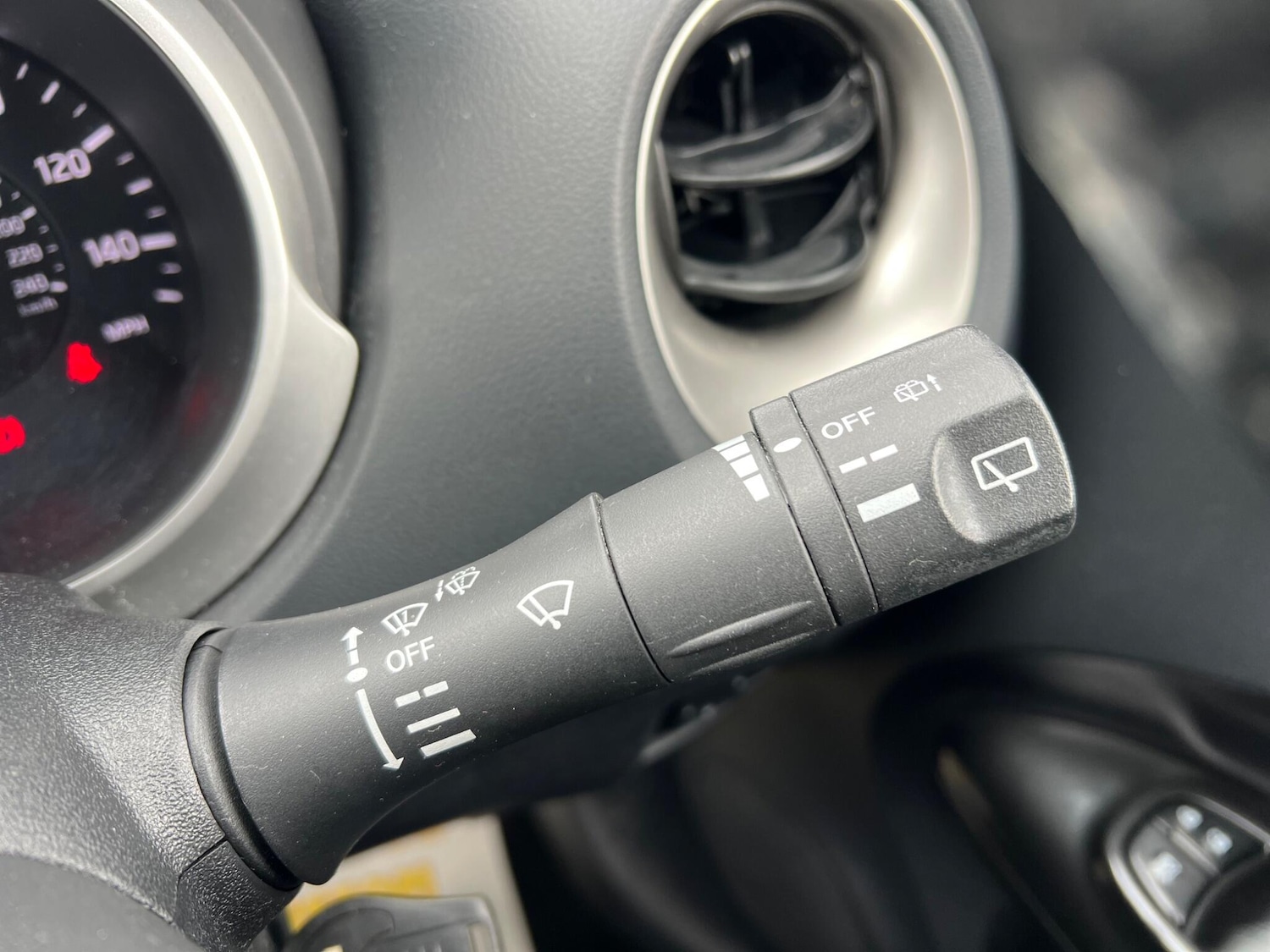 Used Nissan Juke 2014 for sale - 78018860: Photo 52