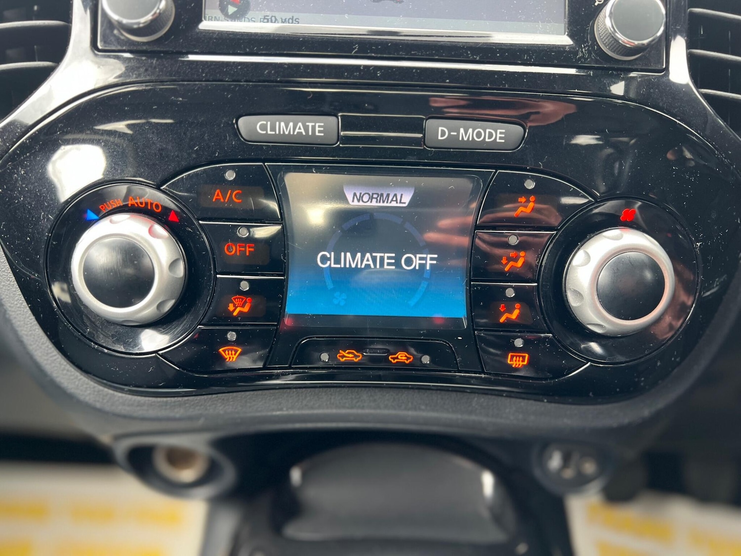 Used Nissan Juke 2014 for sale - 78018860: Photo 58