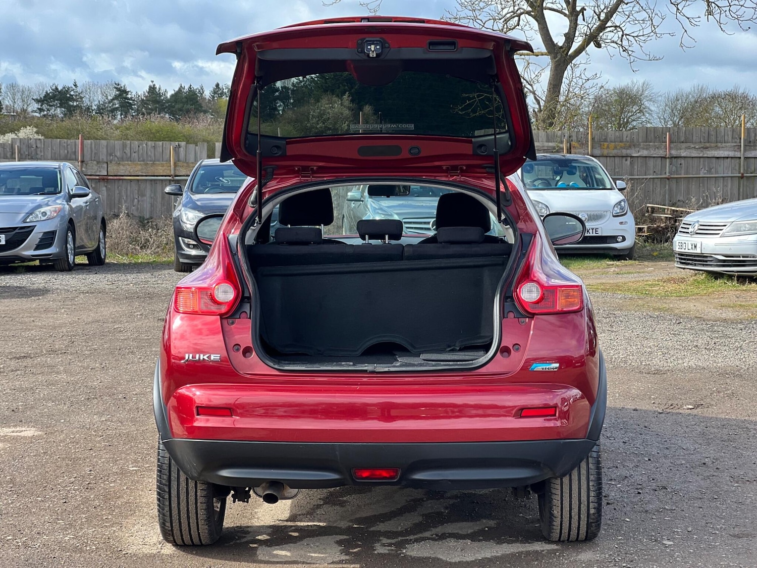 Used Nissan Juke 2014 for sale - 78018860: Photo 9