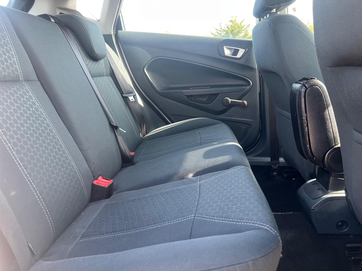 Used Ford Fiesta 2012 for sale - 78204045: Photo 28