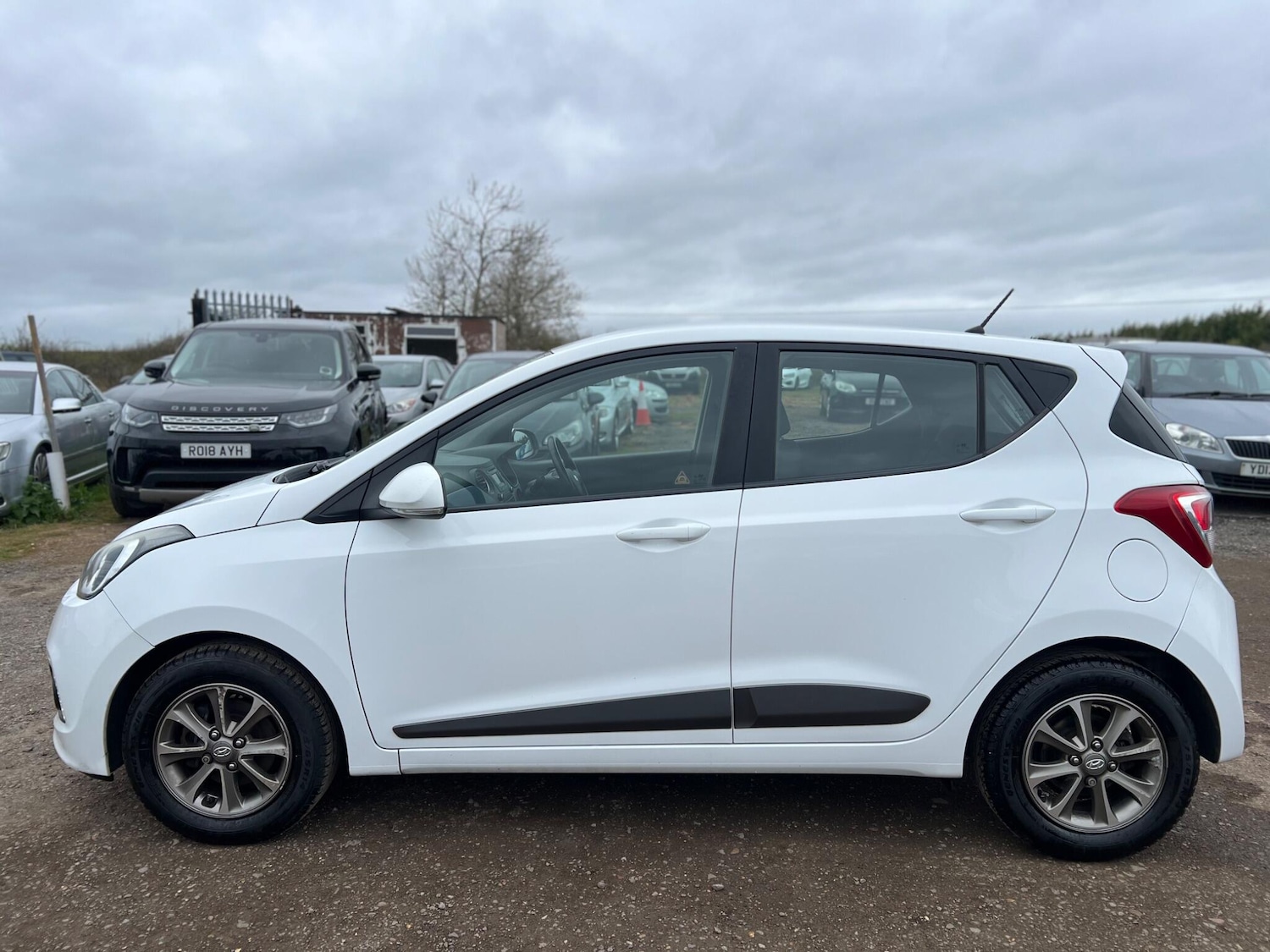 Used Hyundai i10 2014 for sale - 78100807: Photo 15