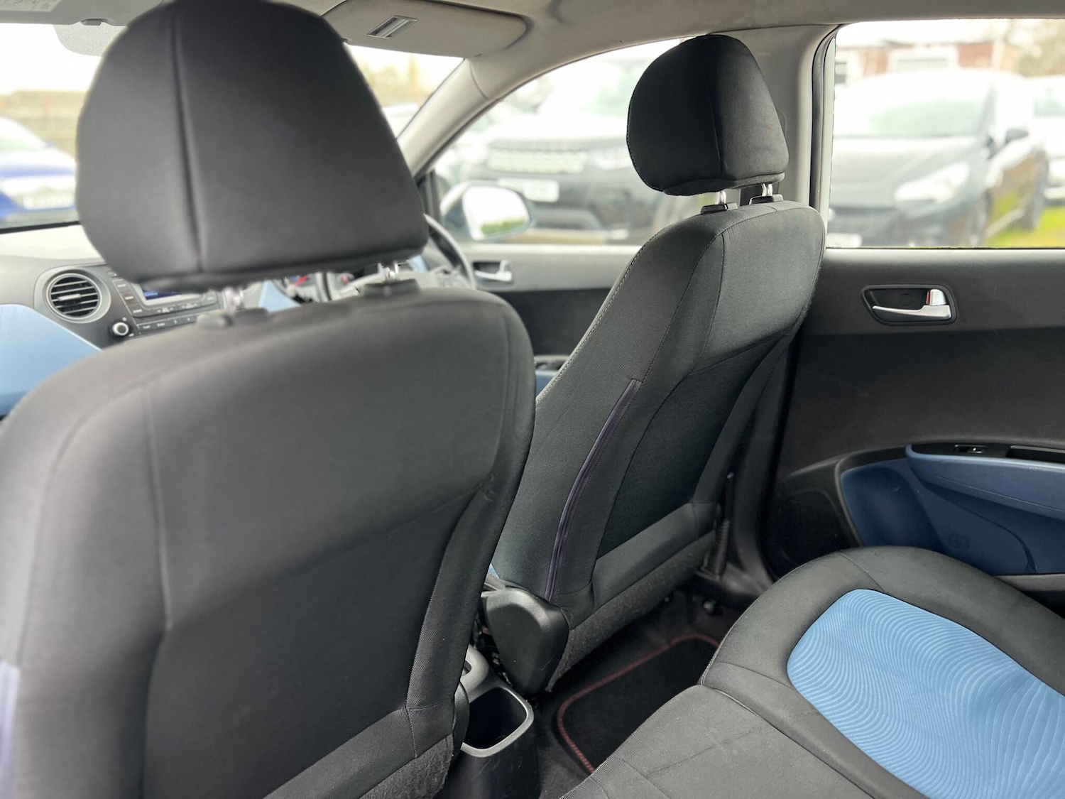 Used Hyundai i10 2014 for sale - 78100807: Photo 38