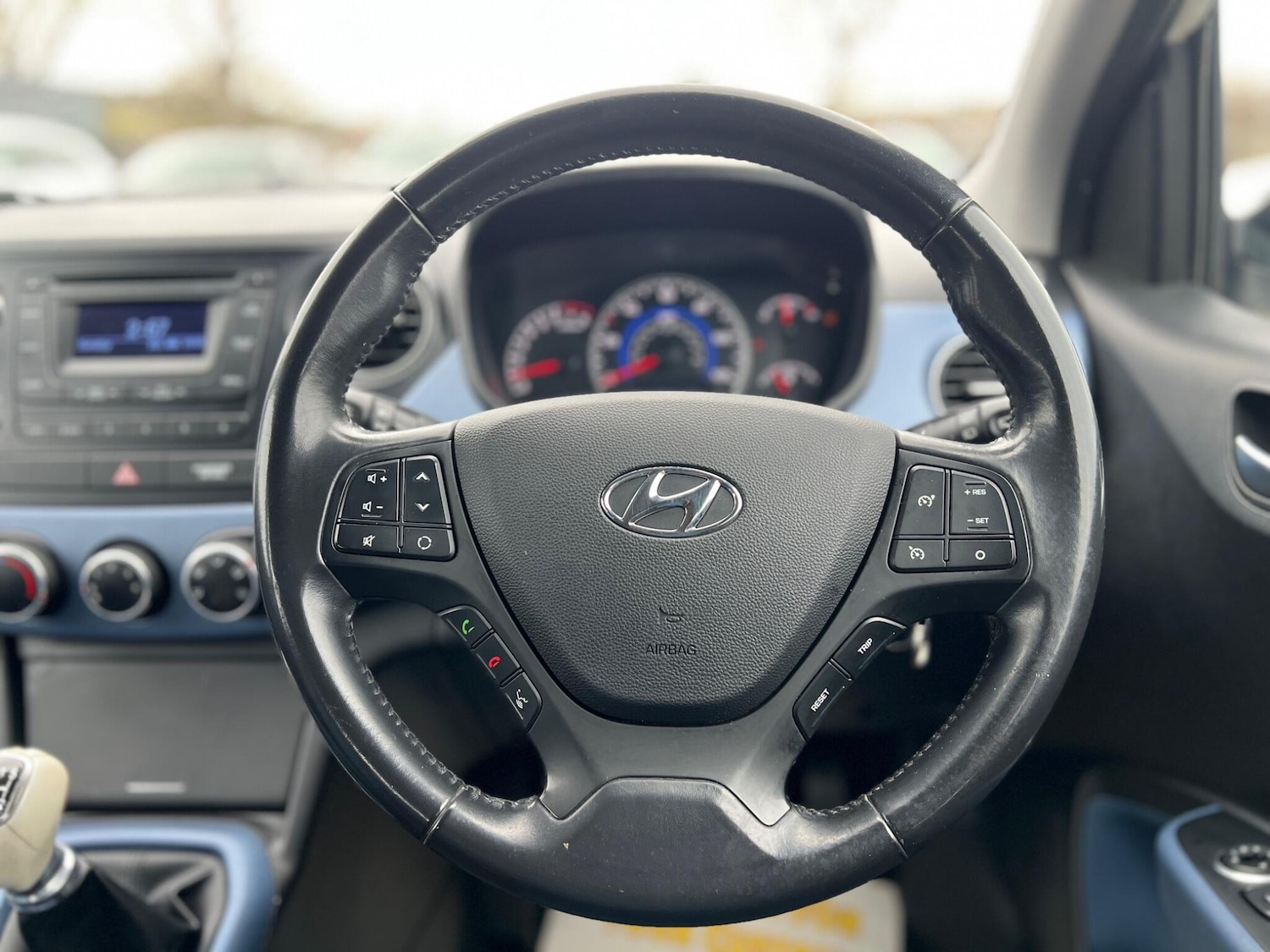 Used Hyundai i10 2014 for sale - 78100807: Photo 48