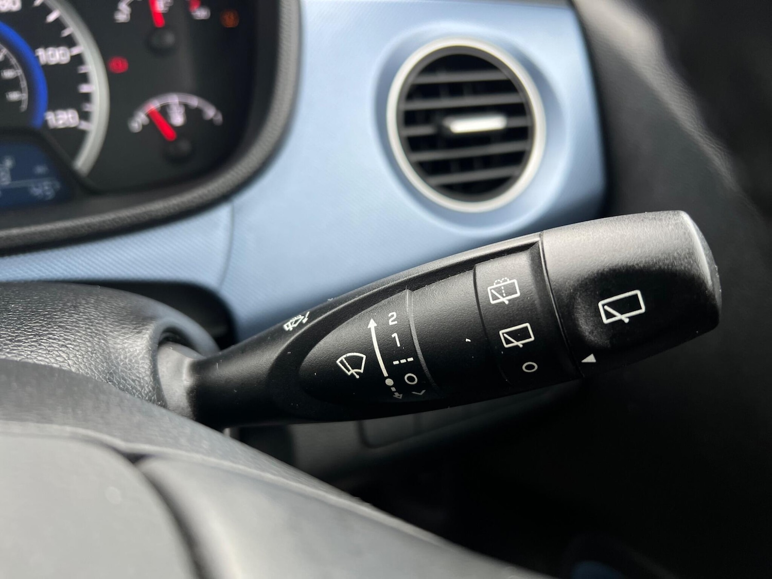 Used Hyundai i10 2014 for sale - 78100807: Photo 54