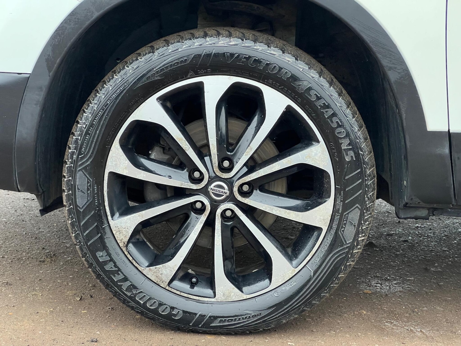 Used Nissan Qashqai 2012 for sale - 77807857: Photo 29