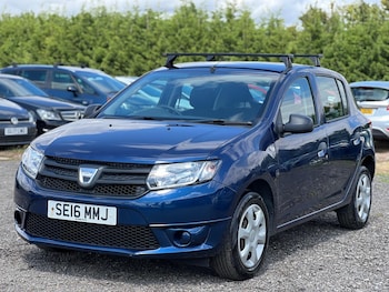 Used Dacia Sandero 2016 for sale - 78157605: Photo