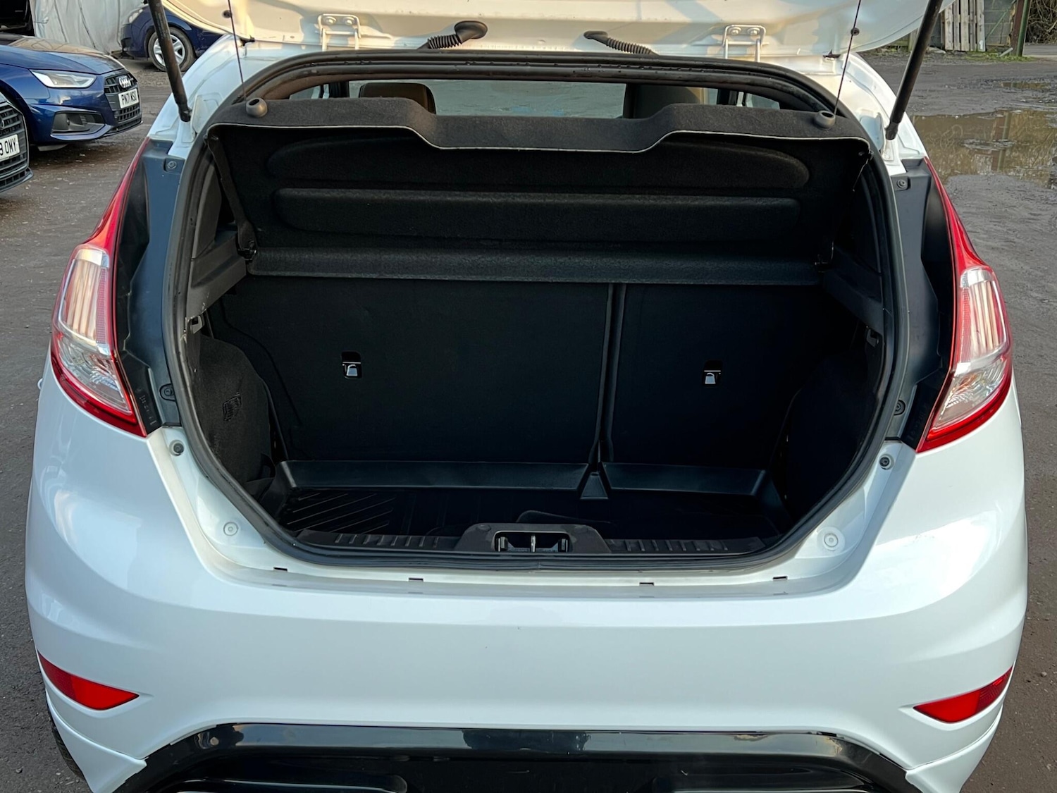 Used Ford Fiesta 2017 for sale - 77705344: Photo 40