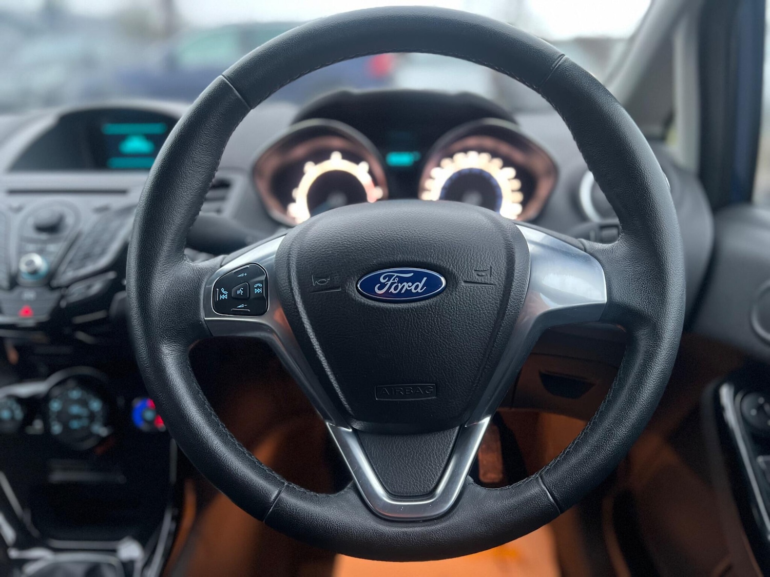 Used Ford Fiesta 2015 for sale - 77455346: Photo 43