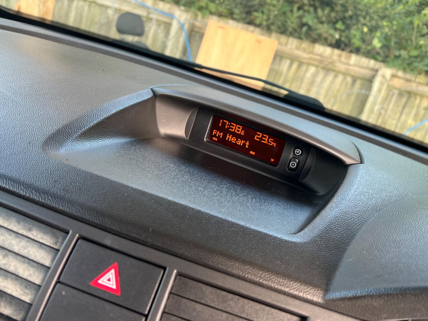 Used Vauxhall Meriva 2005 for sale - 77456550: Photo 40