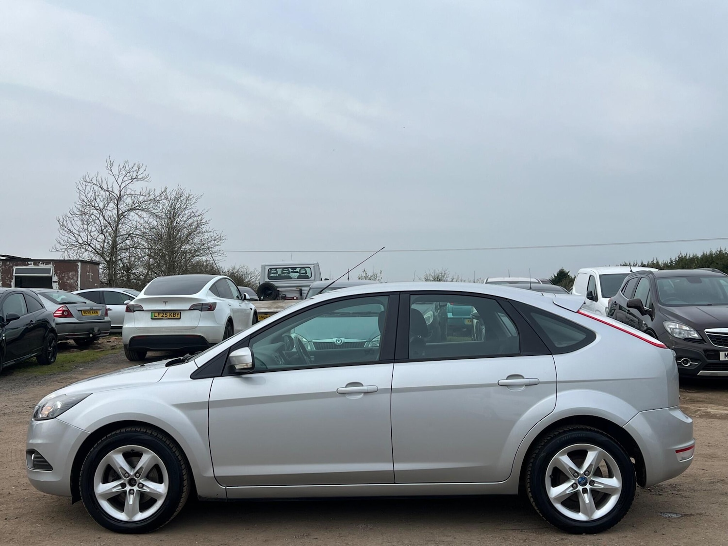 Used Ford Focus for sale - 77993704: Photo 11