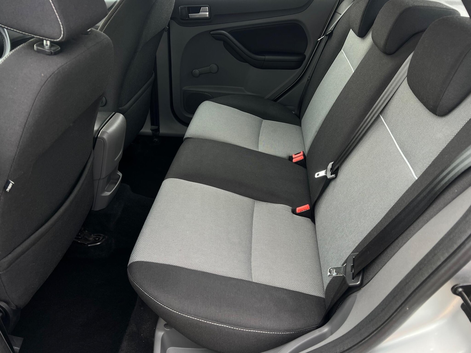 Used Ford Focus for sale - 77993704: Photo 35