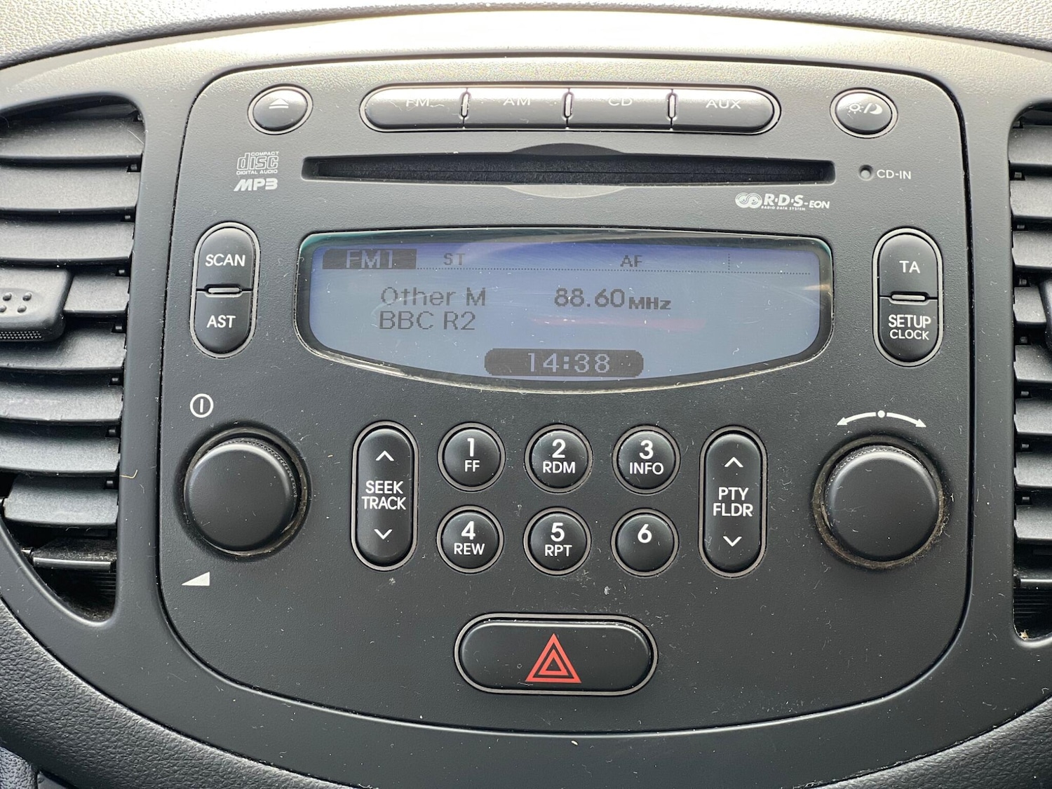 Used Hyundai i10 2012 for sale - 77853762: Photo 47