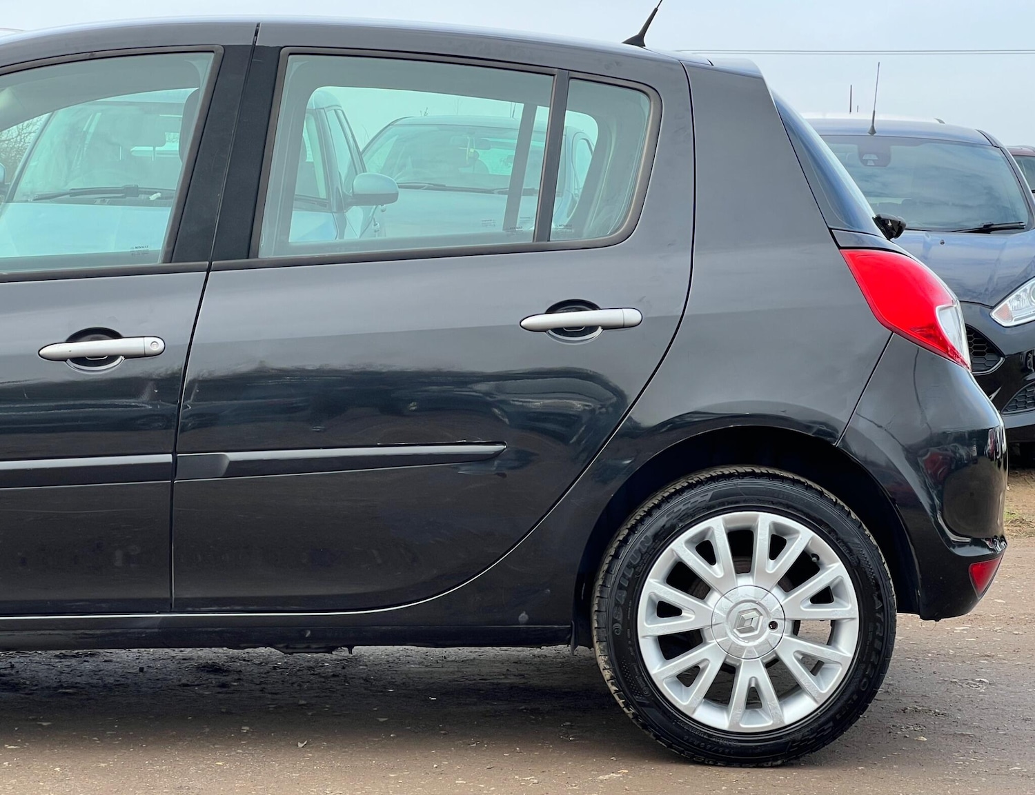 Used Renault Clio 2009 for sale - 77824014: Photo 16
