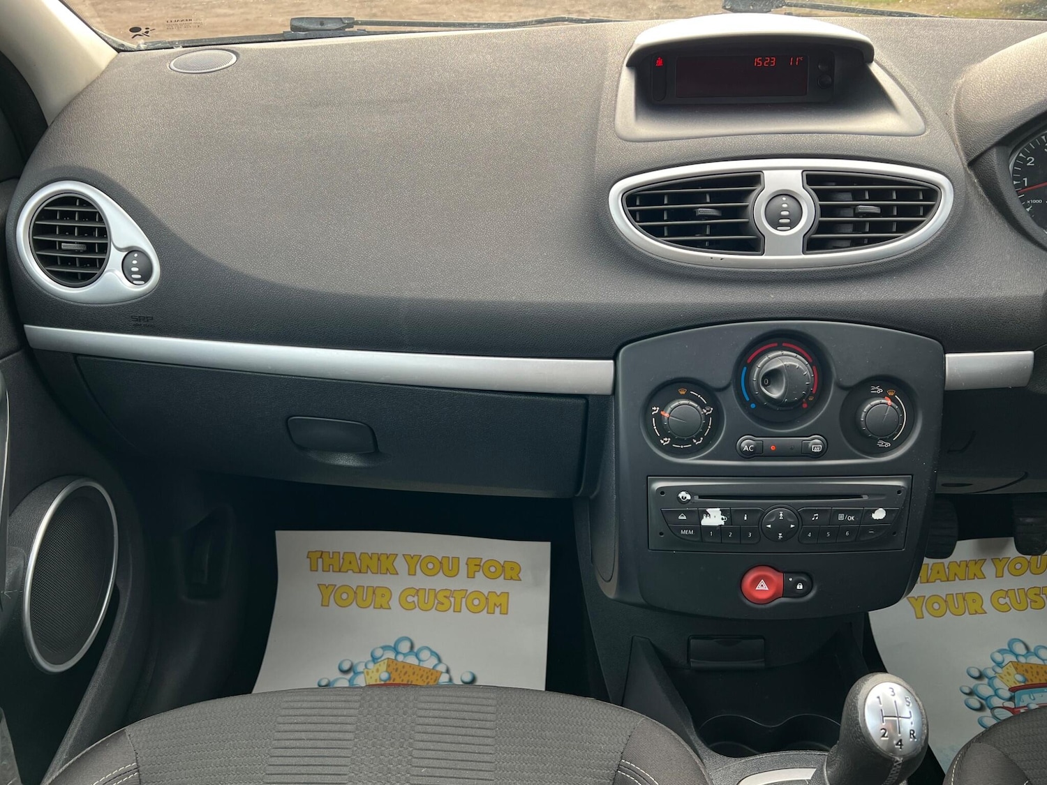 Used Renault Clio 2009 for sale - 77824014: Photo 35