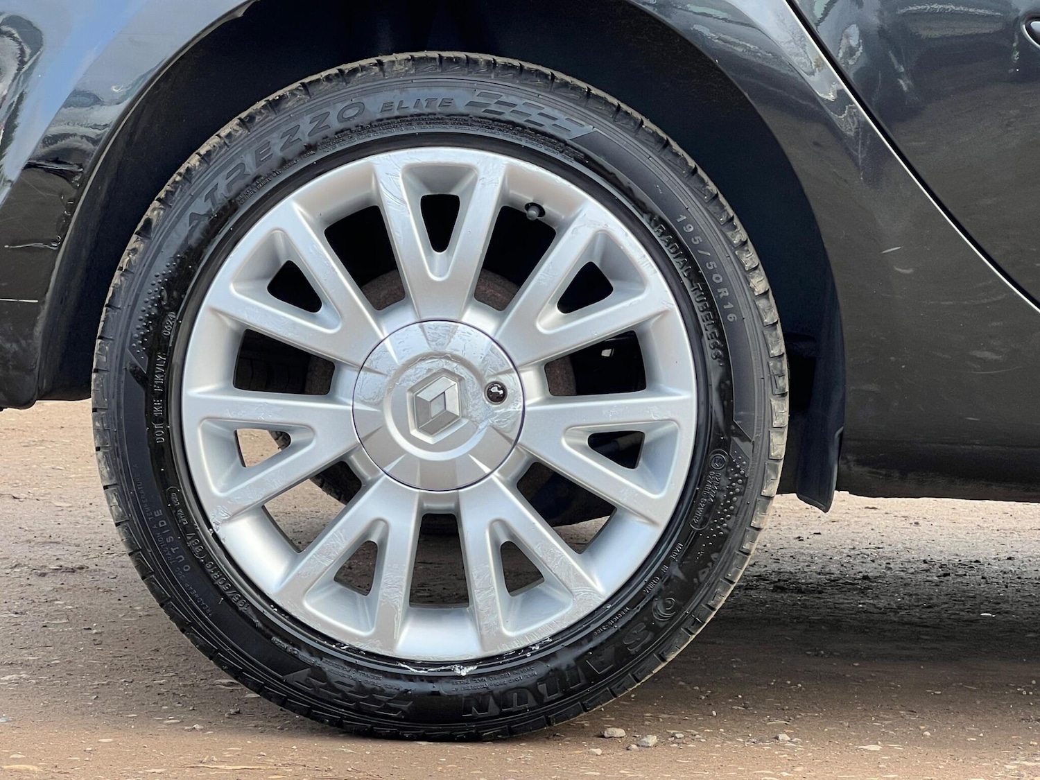 Used Renault Clio 2009 for sale - 77824014: Photo 59