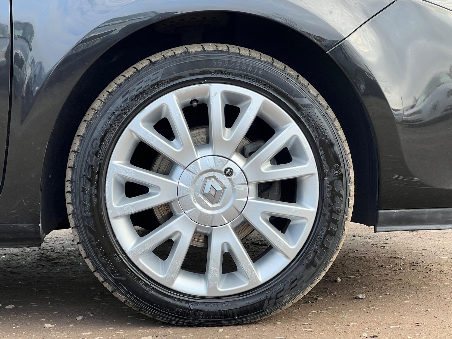 Used Renault Clio 2009 for sale - 77824014: Photo 60