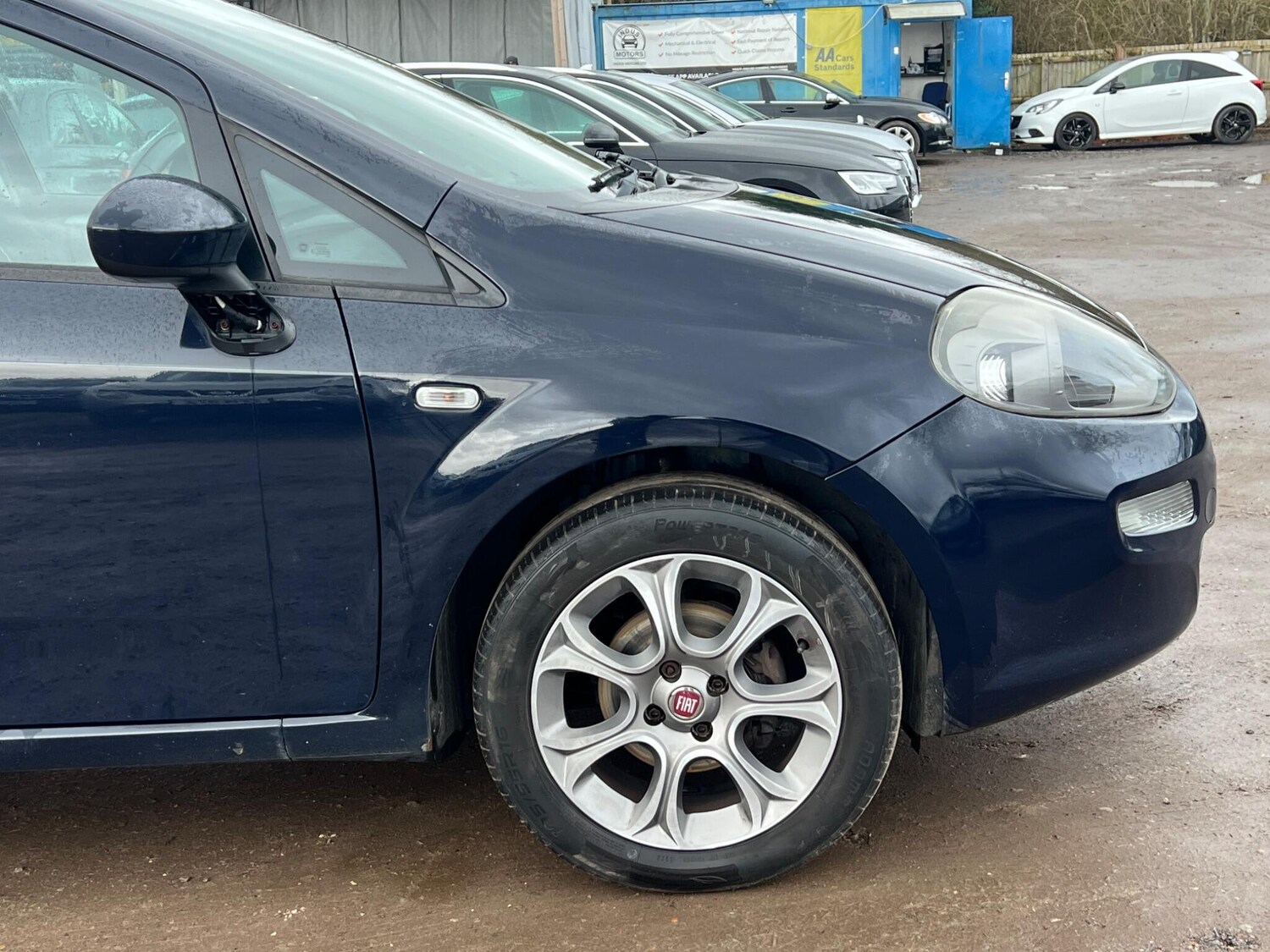 Used Fiat Punto 2015 for sale - 77510741: Photo 11