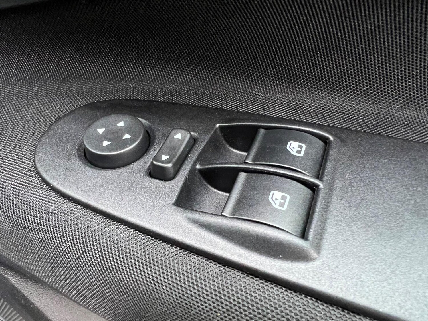 Used Fiat Punto 2015 for sale - 77510741: Photo 35