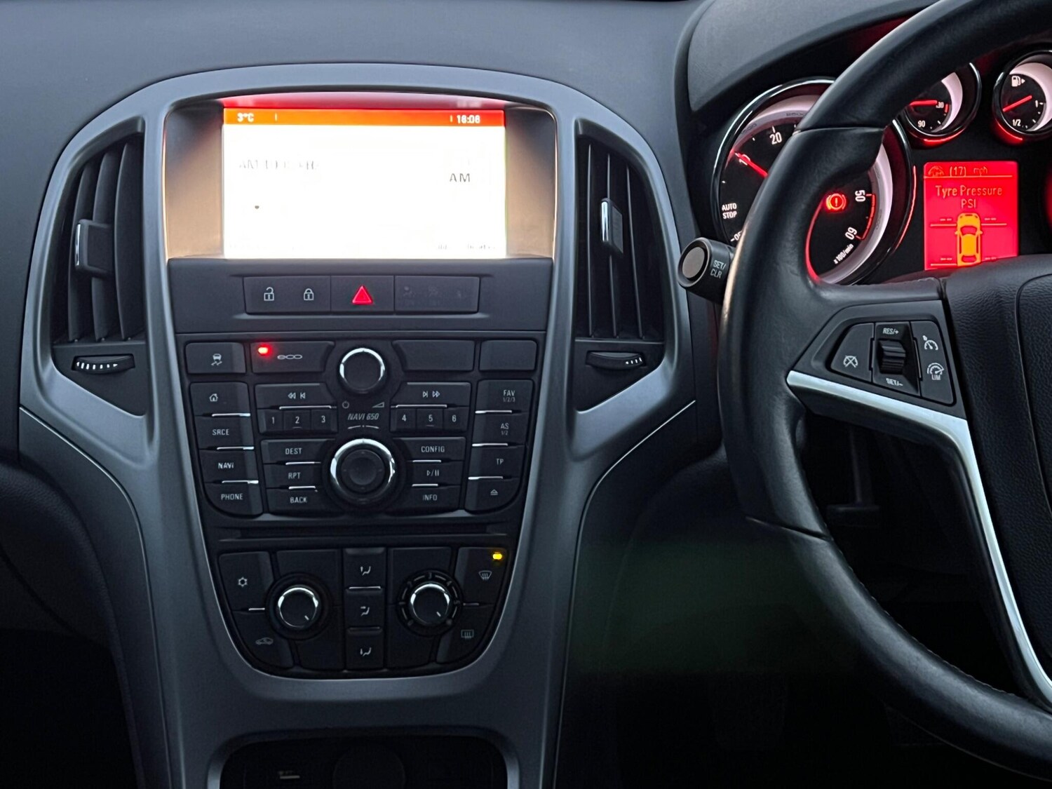 Used Vauxhall Astra 2015 for sale - 77455809: Photo 53