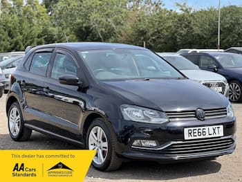 Used Volkswagen Polo 2016 for sale - 79540360: Photo