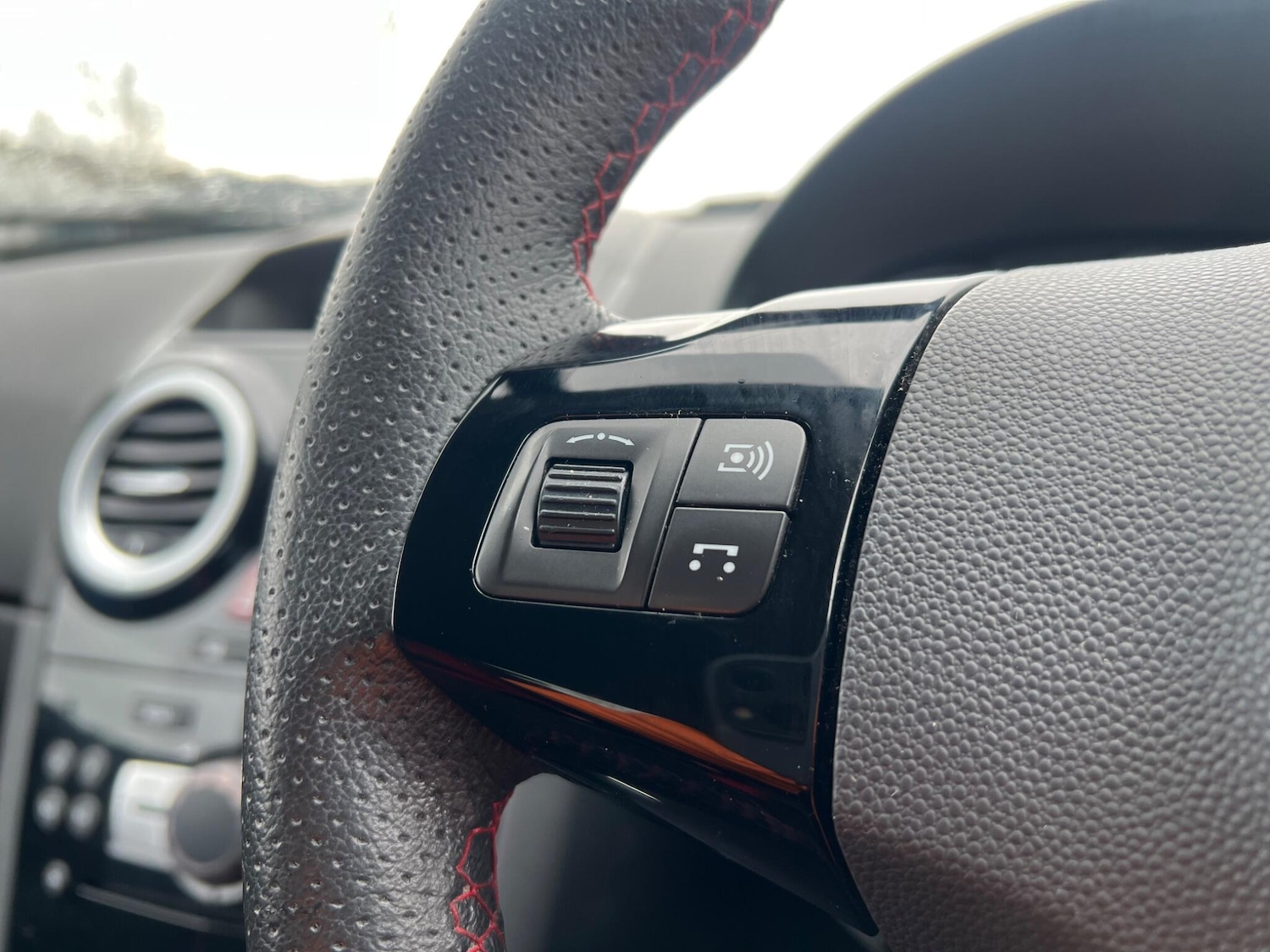 Used Vauxhall Corsa 2011 for sale - 77586238: Photo 45