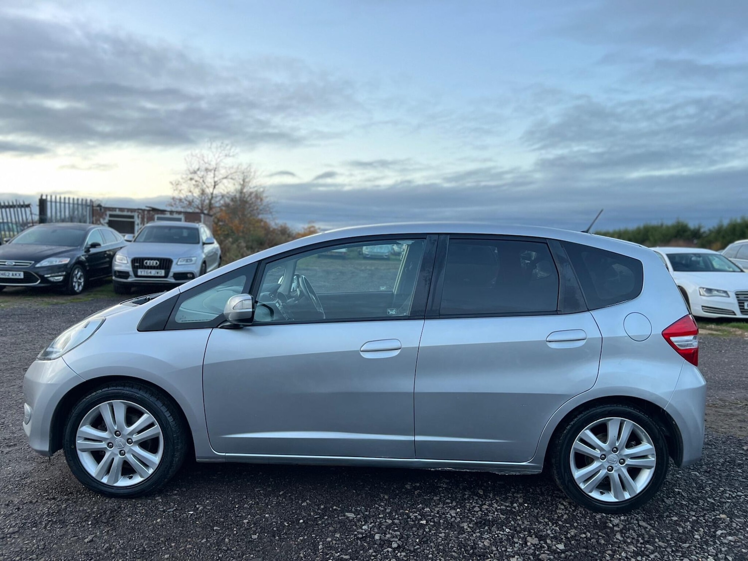 Used Honda Jazz 2012 for sale - 77455854: Photo 6