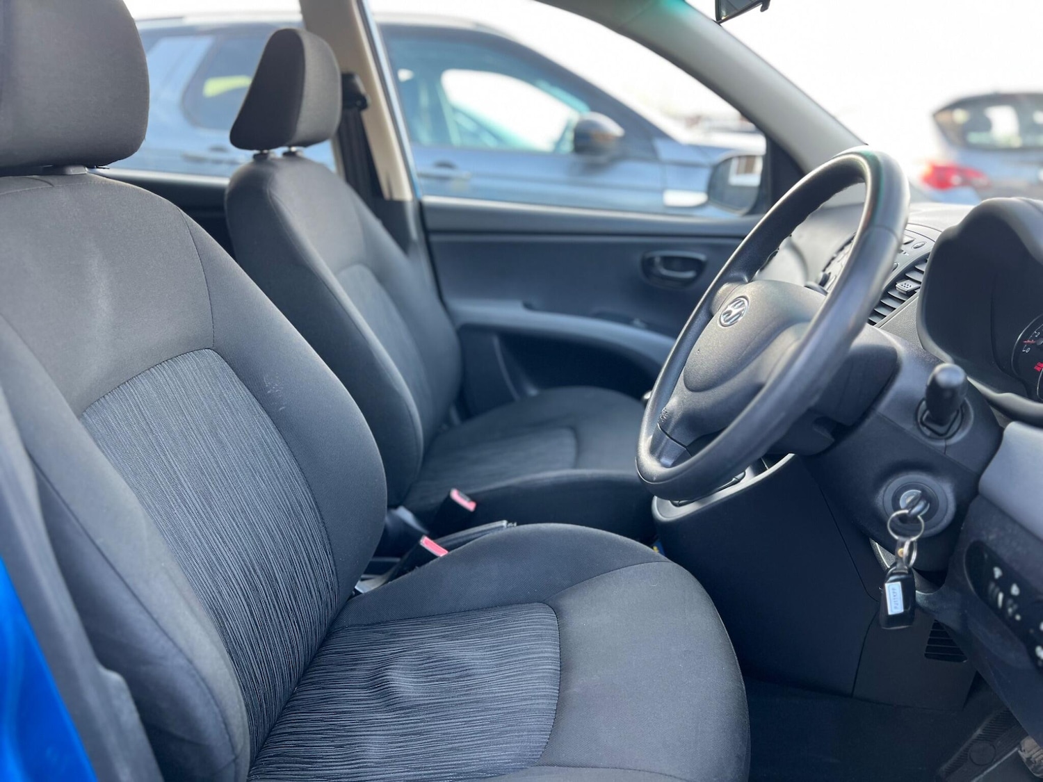 Used Hyundai i10 2011 for sale - 77993012: Photo 27