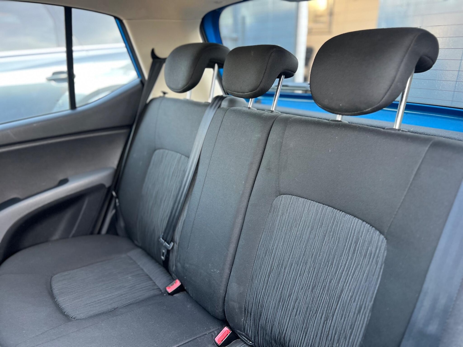 Used Hyundai i10 2011 for sale - 77993012: Photo 35